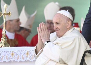 El papa clama el fin guerra Ucrania-Rusia y reconstruir la convivencia
