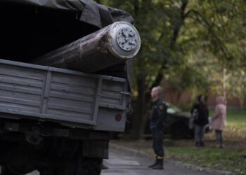 Las fuerzas ucranianas aumentan la presión sobre Kherson controlado por Rusia