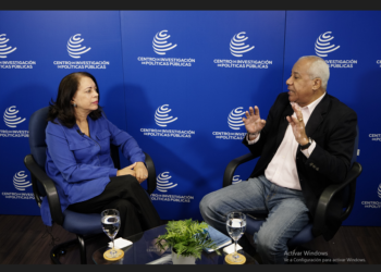 Experto plantea no politizar el tema eléctrico para lograr su solución a mediano o largo plazo