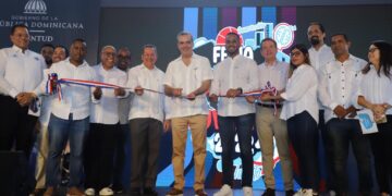 Presidente Abinader ratifica apoyo del gobierno a jóvenes emprendedores