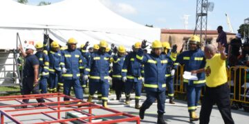 Bomberos del DN celebran  por todo lo alto" Desafío 2022″