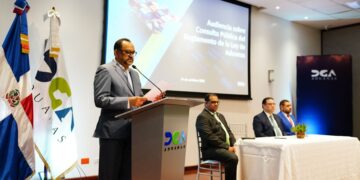 DGA realiza vistas públicas con gremios empresariales sobre reglamento de la Ley de Aduanas