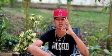 Muere joven de Salcedo  fue baleado al intentar salvar una niña en tiroteo 