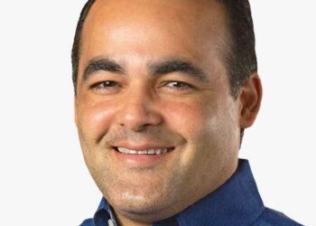 Robert Cruz asegura Abel Martínez será el próximo presidente de la República