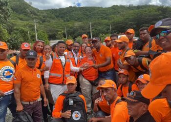 Defensa Civil realiza campamento educativo con cientos de voluntarios de la región Sur