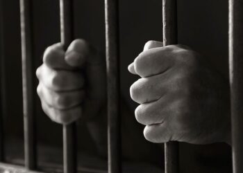 Cuatro personas apresadas por estafa y delito financiero