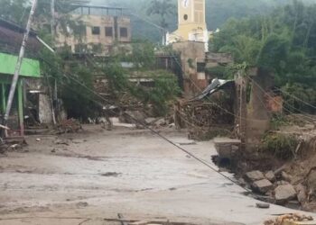 Un episodio de lluvias torrenciales deja al menos 25 muertos y 50 desaparecidos en Venezuela