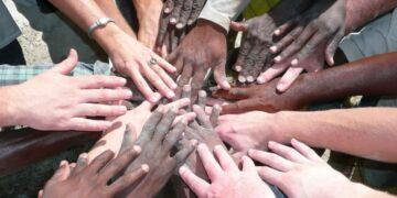 12 de octubre: “Día de la Raza” o “Día del Encuentro entre las dos Culturas“