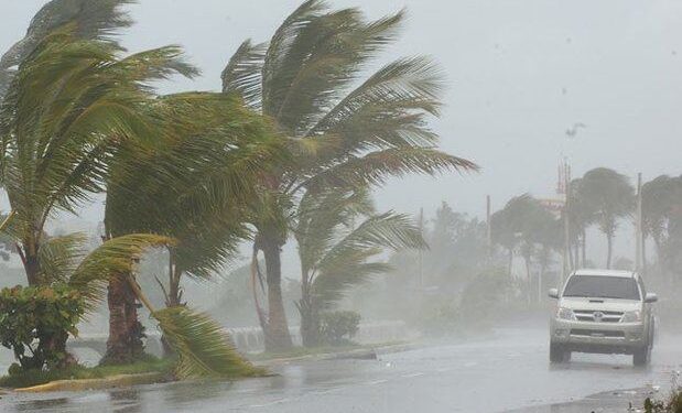 vaguada y efectos indirectos, asociados a la depresión tropical no. 13, producirán aguaceros en lugares puntuales del país