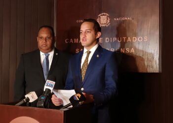 El diputado Ángel Estévez depositó proyecto de ley que busca la protección y dignificación del profesional agropecuario en el país