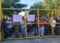 Trabajadores del ingenio Porvenir de San Pedro de Macorís protestan, dicen tienen tiempo sin cobra