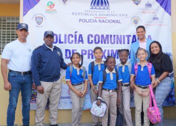 Director Regional 15 participa en lanzamiento del Programa "Policía Comunitaria y Proximidad Policial"