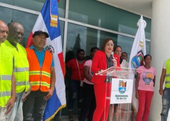 Ayuntamiento de Santo Domingo Este ingresa a la seguridad social a 712 obreros