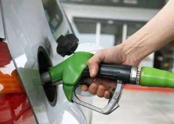 Gobierno congela nueva vez los precios de los combustibles