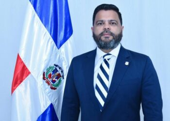 Diputado Leonardo Aguilera solicita que el programa “Parquéate Bien” llegue a Santiago