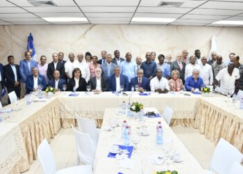Comité Olímpico y federaciones deportivas se integrarán a lucha contra la violencia que desarrolla el Ministerio de Interior y Policía