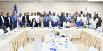 Comité Olímpico y federaciones deportivas se integrarán a lucha contra la violencia que desarrolla el Ministerio de Interior y Policía