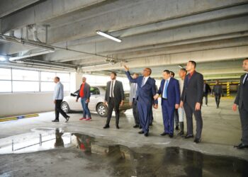 Reparar parqueos del comedor de la UASD; harán gimnasio, tiendas y salón