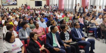 UASD ofrece charla sobre los “Estudiantes en los Estados Unidos”