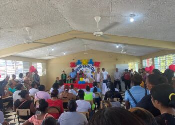 MINERD garantiza educación más 400 estudiantes de Pantoja con entrega de 16 aulas del plantel La Redención
