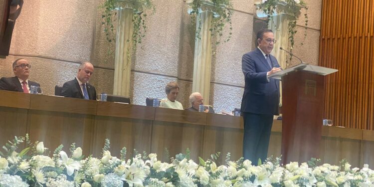 Valdez Albizu informa crecimiento promedio interanual de 5.4% en enero-septiembre 2022