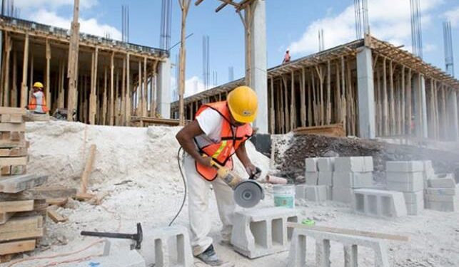 Aseguran materiales de construcción siguen bajando pero no se refleja en costo de viviendas