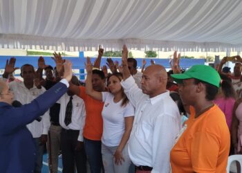 El Partido MODA juramenta su Frente Femenino en Los Alcarrizos