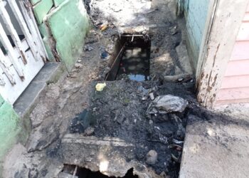 Junta Municipal empieza saneamiento de la cañada del sector Corté Bolo