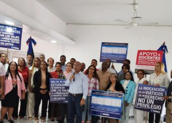 FAPROUASD ratifica paro en Centros Regionales; aprueba ampliar demandas 