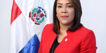 Diputada de Ultramar trabaja proyecto en favor de hijos de padres dominicanos residentes en el extranjero