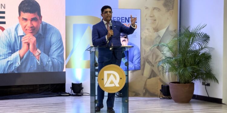 Dío Astacio pone a circular su obra “Conviértete en un Gerente Exitoso”