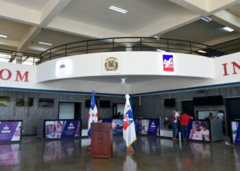 INPOSDOM anuncia cambio de horario en el servicio