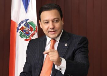 Dice asume con entereza y firmeza confianza depositada en él; seguirá trabajando por Santiago