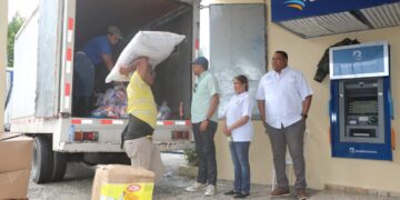 Eddy Alcántara: Gobierno moviliza toneladas de madera, zinc y alimentos para ayudar a afectados por Fiona