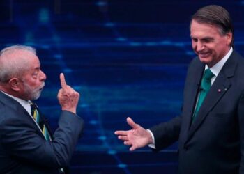 Bolsonaro y Lula juegan sucio en un durísimo debate