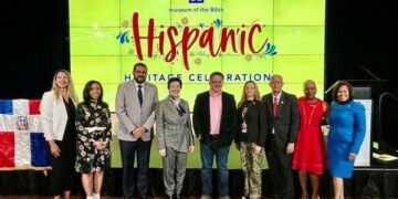 Embajadora Sonia Guzmán destaca progreso de dominicanos en EE.UU