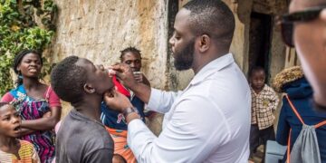 OMS insta a utilizar solo una dosis de la vacuna contra el cólera debido a la escasez