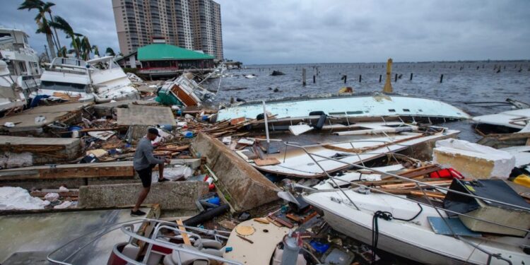 Florida suma 47 muertos tras el paso del huracán Ian