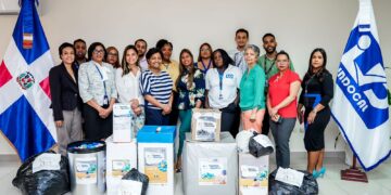 Recolectan tapitas plásticas para ayudar a los niños con cáncer