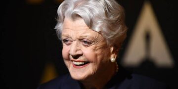 Muere actriz Angela Lansbury, conocida por la serie “La reportera del crimen”