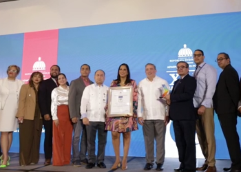 El IDAC recibió dos galardones como reconocimiento a la calidad en la gestión pública