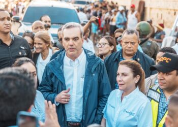 Abinader asegura mano amiga del Gobierno llegará a los afectados por lluvias