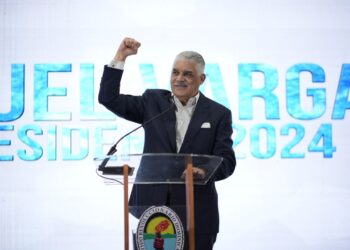 Miguel Vargas asume precandidatura presidencial del PRD