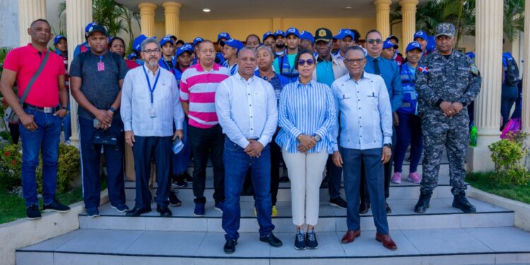 Director Migración informa censo avanza positivamente en Montecristi