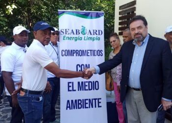 Empresa Seaboard reforesta y apadrina el Parque Ecológico Las Lagunas 