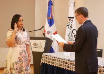 CAID juramenta directoras de las sedes Santo Domingo Oeste y Santo Domingo Este