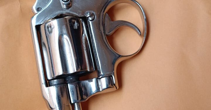 Cae abatido uno de dos hombres acusados de ultimar teniente coronel policial