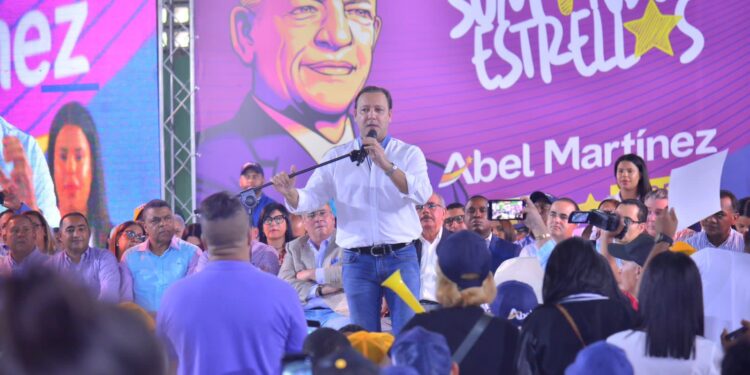 Abel Martínez: “No hay ruido más nefasto que el caldero vacío de las familias pobres en RD”
