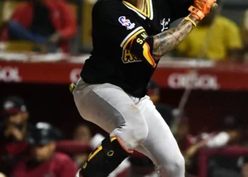 Águilas ganan cuarto corrido sobre Leones que siguen en picada