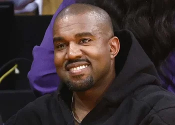 Instagram suspendió por 30 días la cuenta del rapero Kanye West por violar las normas de contenido